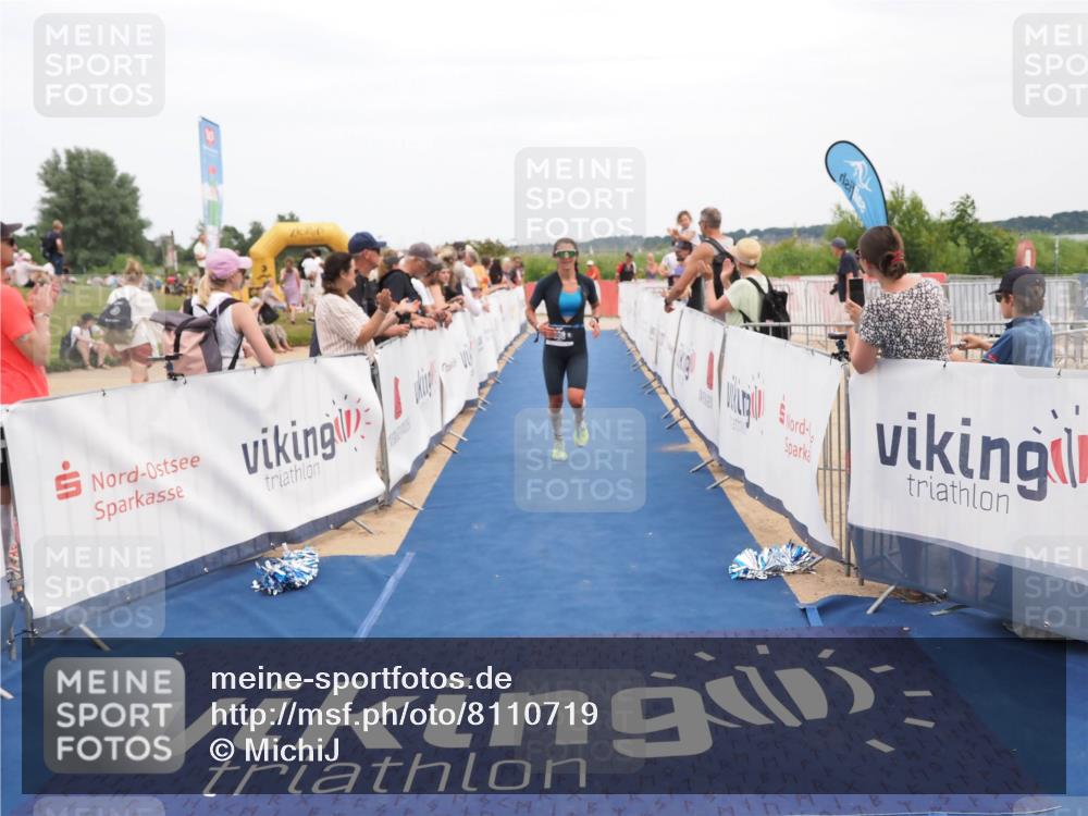22.06.2025 - Viking Triathlon MichiJ http://msf.ph/oto/8110719 22.06.2025 15:01:55 Ziel 398 meine-sportfotos.de
