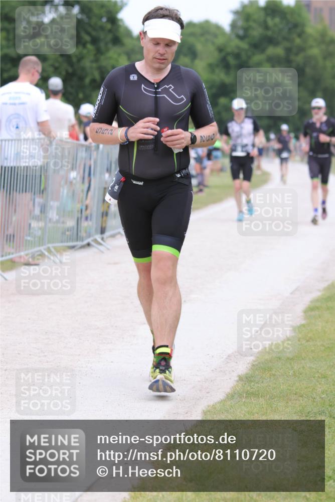 22.06.2025 - Viking Triathlon H.Heesch http://msf.ph/oto/8110720 22.06.2025 14:45:41 Laufen 130, 375, 552 meine-sportfotos.de