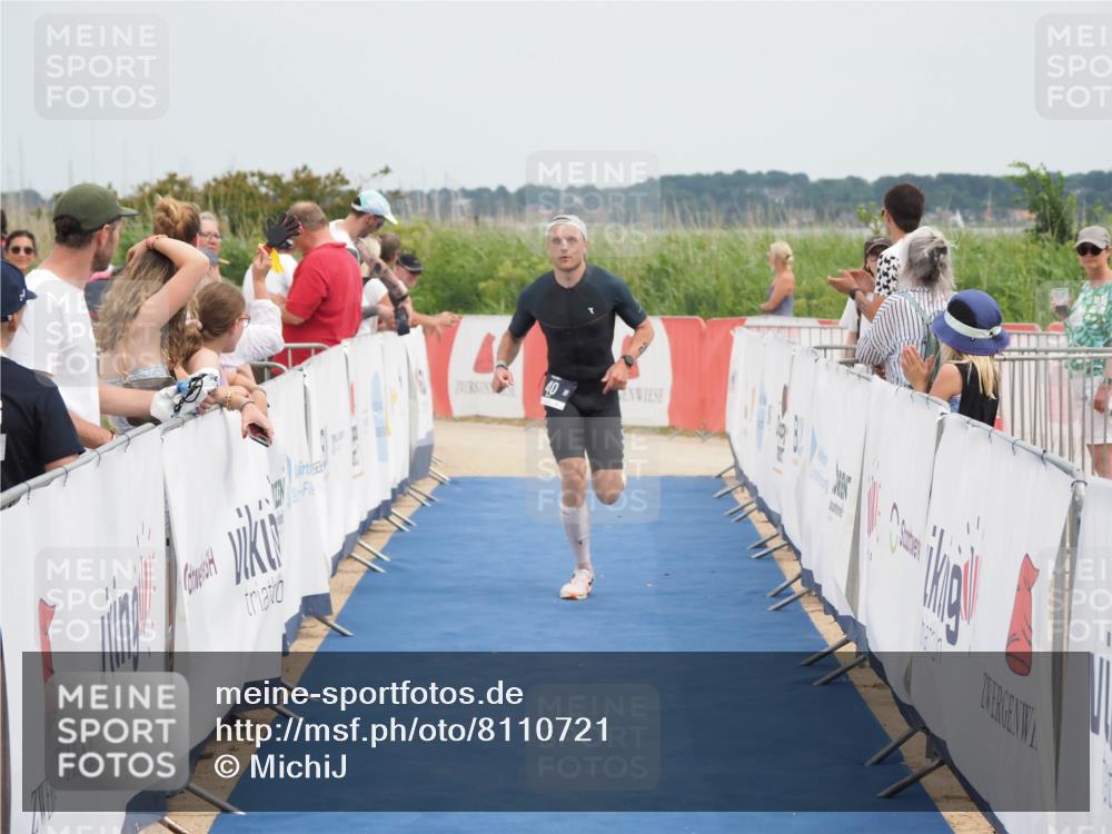 22.06.2025 - Viking Triathlon MichiJ http://msf.ph/oto/8110721 22.06.2025 14:53:03 Ziel 40 meine-sportfotos.de