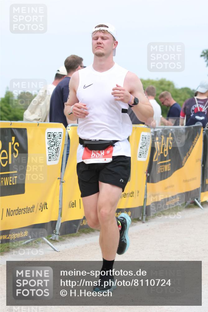 22.06.2025 - Viking Triathlon H.Heesch http://msf.ph/oto/8110724 22.06.2025 14:40:49 Laufen 76, 439, 460, 658 meine-sportfotos.de