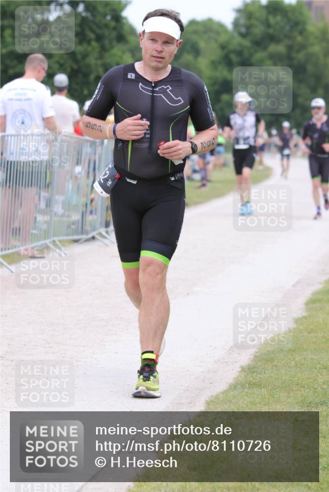 22.06.2025 - Viking Triathlon H.Heesch http://msf.ph/oto/8110726 22.06.2025 14:45:41 Laufen 130, 375, 552 meine-sportfotos.de