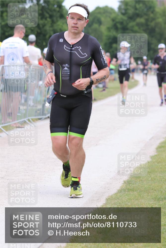 22.06.2025 - Viking Triathlon H.Heesch http://msf.ph/oto/8110733 22.06.2025 14:45:41 Laufen 130, 375, 552 meine-sportfotos.de