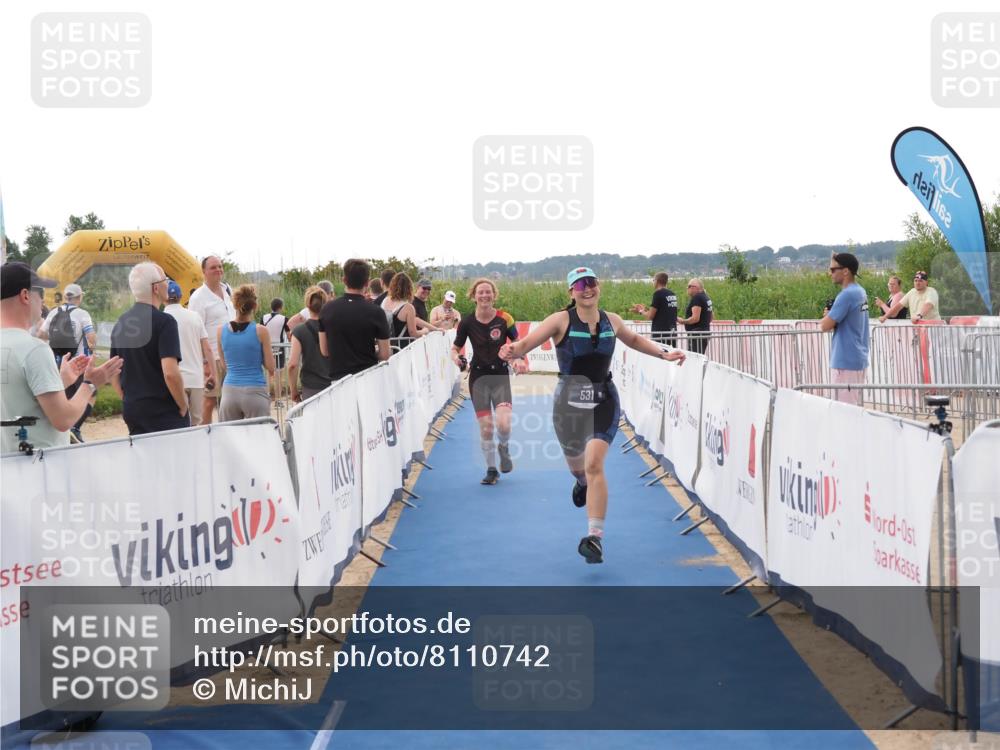 22.06.2025 - Viking Triathlon MichiJ http://msf.ph/oto/8110742 22.06.2025 16:22:32 Ziel 425, 531 meine-sportfotos.de
