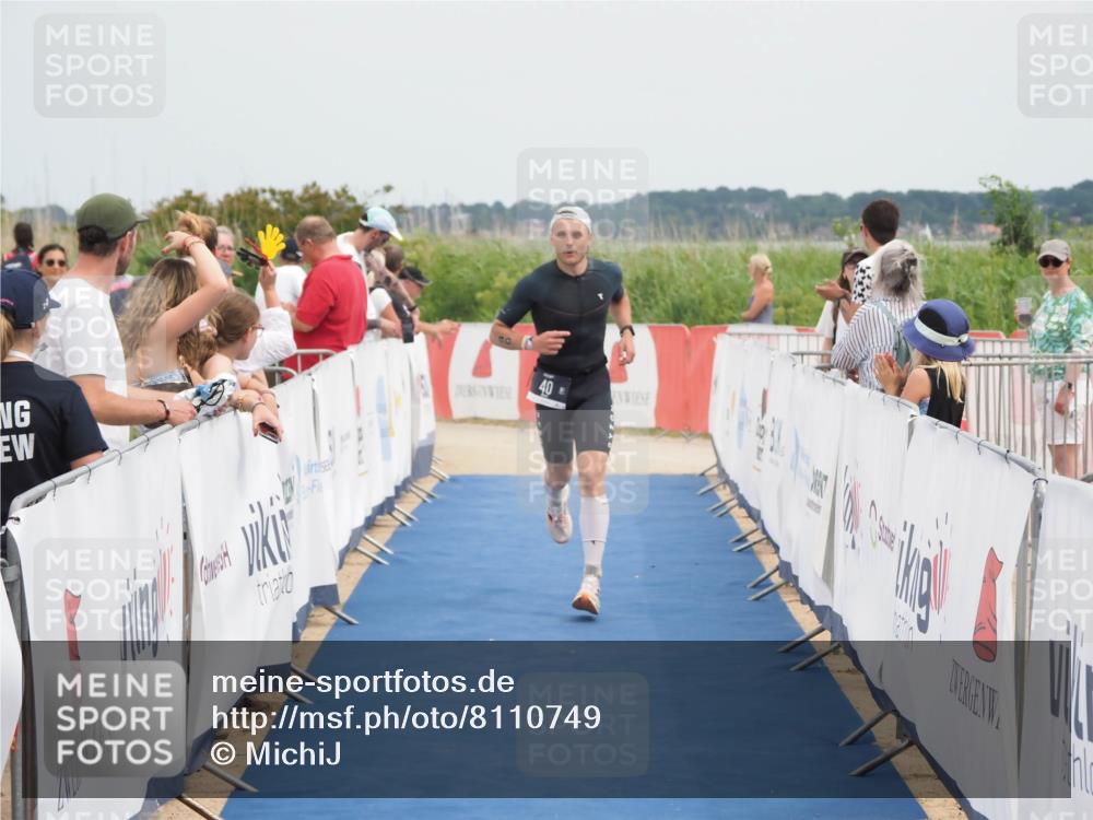 22.06.2025 - Viking Triathlon MichiJ http://msf.ph/oto/8110749 22.06.2025 14:53:04 Ziel 40 meine-sportfotos.de