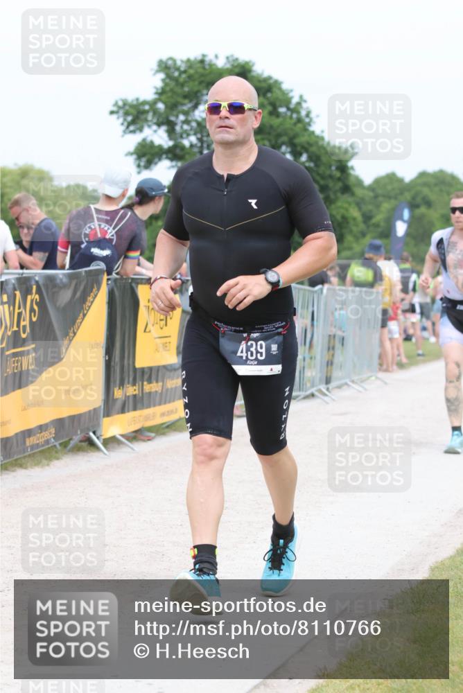 22.06.2025 - Viking Triathlon H.Heesch http://msf.ph/oto/8110766 22.06.2025 14:40:52 Laufen 76, 439, 458, 658 meine-sportfotos.de