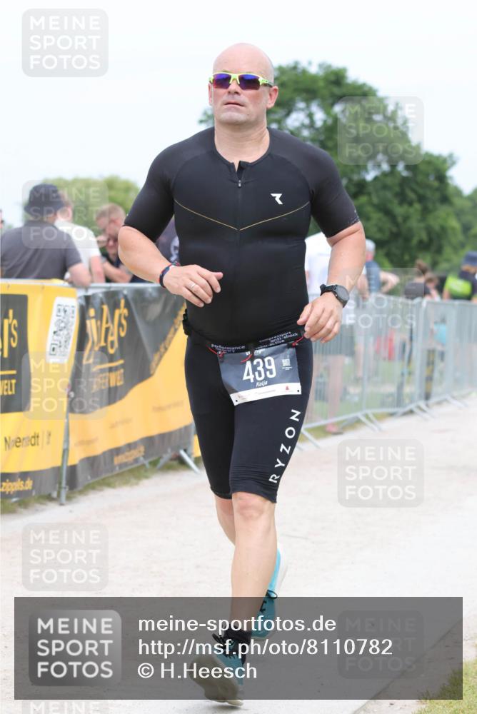 22.06.2025 - Viking Triathlon H.Heesch http://msf.ph/oto/8110782 22.06.2025 14:40:52 Laufen 76, 439, 458, 658 meine-sportfotos.de