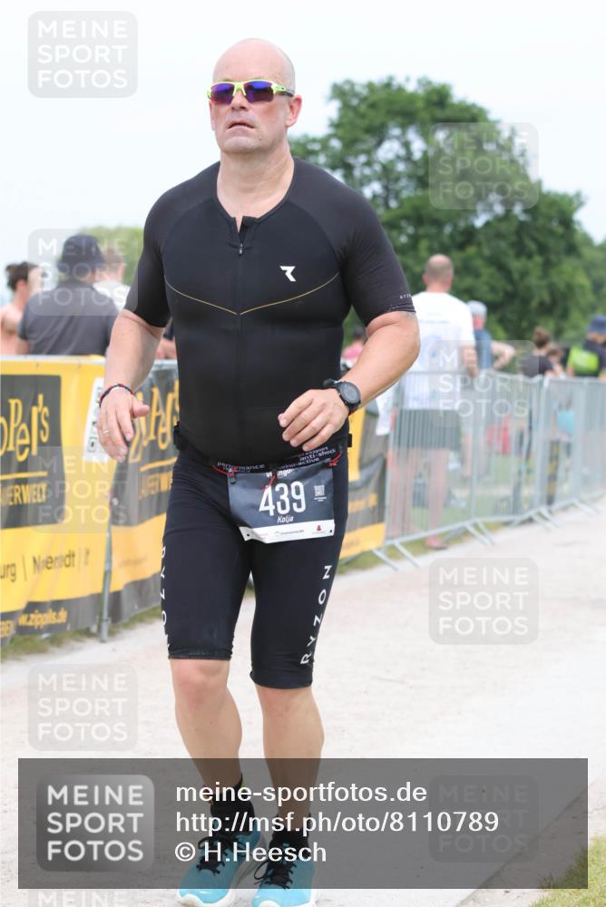 22.06.2025 - Viking Triathlon H.Heesch http://msf.ph/oto/8110789 22.06.2025 14:40:52 Laufen 76, 439, 458, 658 meine-sportfotos.de