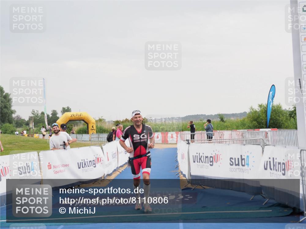 22.06.2025 - Viking Triathlon MichiJ http://msf.ph/oto/8110806 22.06.2025 16:39:26 Ziel 156 meine-sportfotos.de