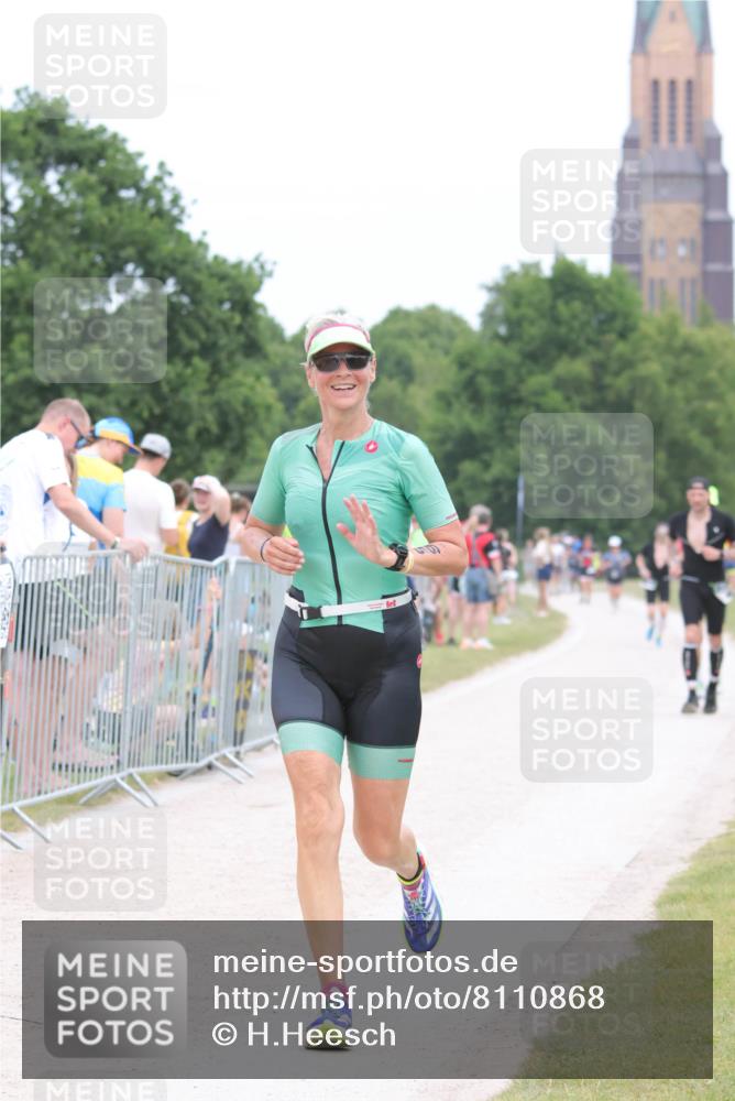 22.06.2025 - Viking Triathlon H.Heesch http://msf.ph/oto/8110868 22.06.2025 14:46:13 Laufen 65 meine-sportfotos.de