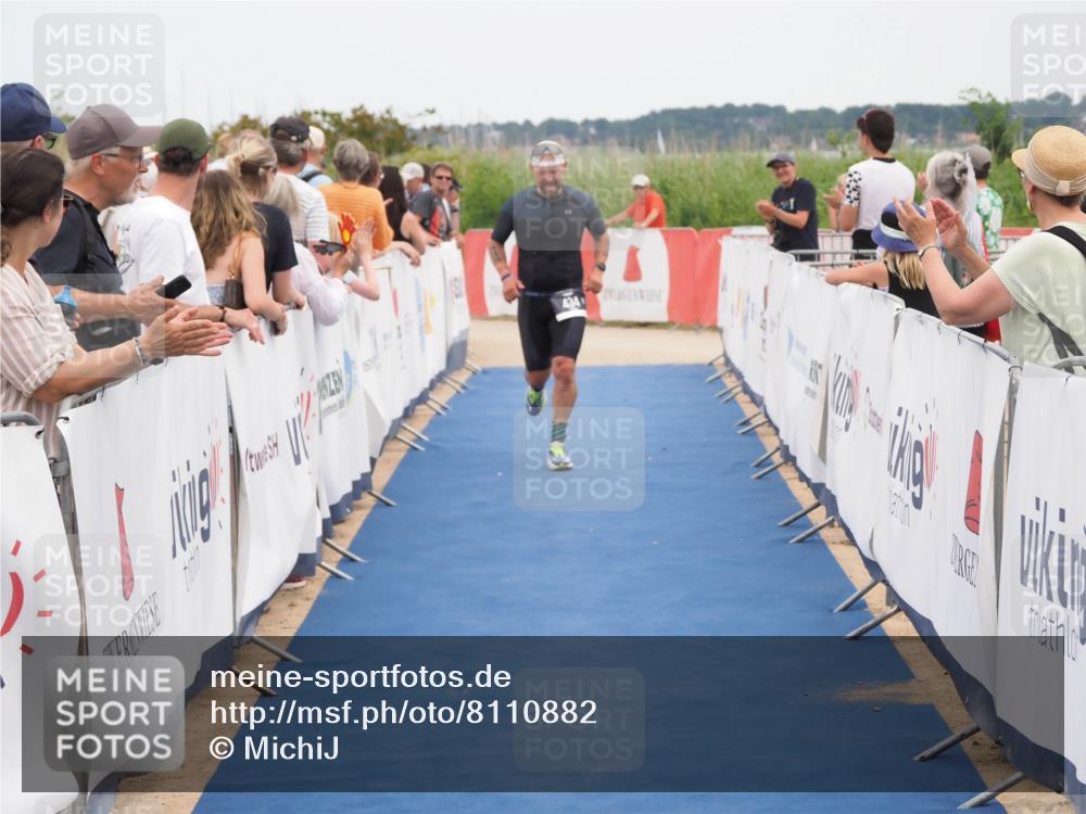22.06.2025 - Viking Triathlon MichiJ http://msf.ph/oto/8110882 22.06.2025 15:02:21 Ziel 434 meine-sportfotos.de