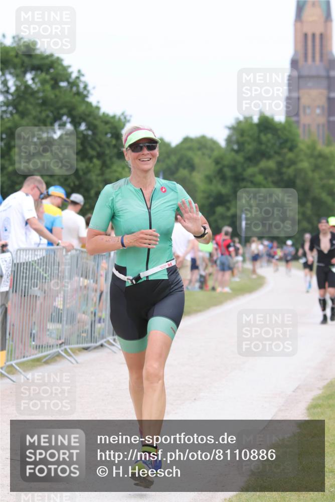 22.06.2025 - Viking Triathlon H.Heesch http://msf.ph/oto/8110886 22.06.2025 14:46:13 Laufen 65 meine-sportfotos.de