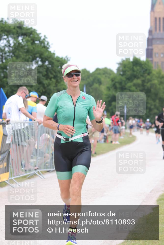 22.06.2025 - Viking Triathlon H.Heesch http://msf.ph/oto/8110893 22.06.2025 14:46:13 Laufen 65 meine-sportfotos.de