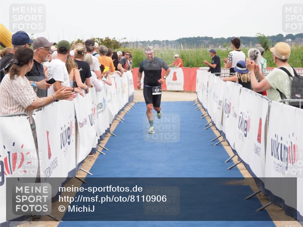 22.06.2025 - Viking Triathlon MichiJ http://msf.ph/oto/8110906 22.06.2025 15:02:21 Ziel 434 meine-sportfotos.de
