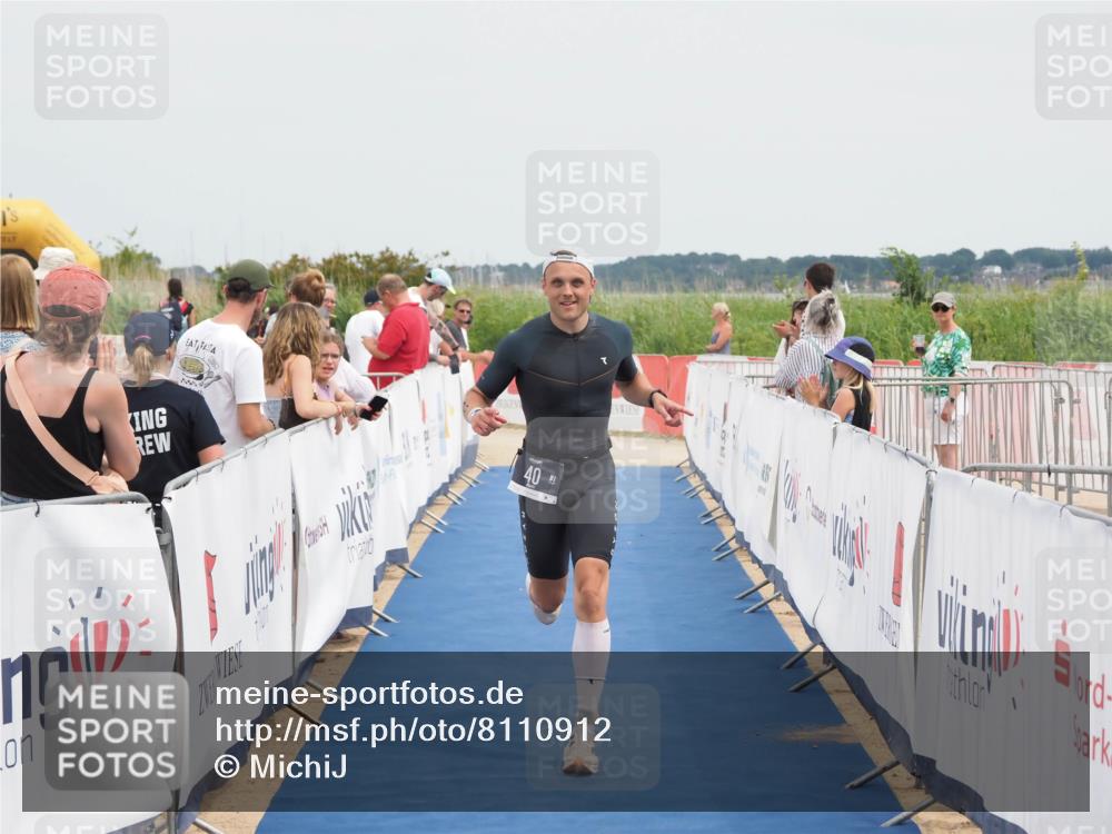 22.06.2025 - Viking Triathlon MichiJ http://msf.ph/oto/8110912 22.06.2025 14:53:05 Ziel 40 meine-sportfotos.de