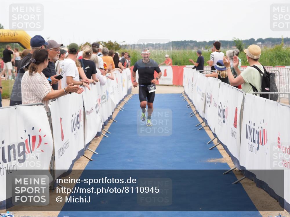 22.06.2025 - Viking Triathlon MichiJ http://msf.ph/oto/8110945 22.06.2025 15:02:22 Ziel 434 meine-sportfotos.de