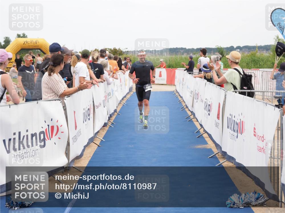 22.06.2025 - Viking Triathlon MichiJ http://msf.ph/oto/8110987 22.06.2025 15:02:22 Ziel 434 meine-sportfotos.de