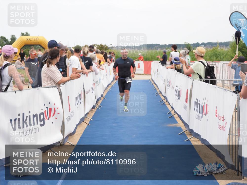 22.06.2025 - Viking Triathlon MichiJ http://msf.ph/oto/8110996 22.06.2025 15:02:22 Ziel 434 meine-sportfotos.de