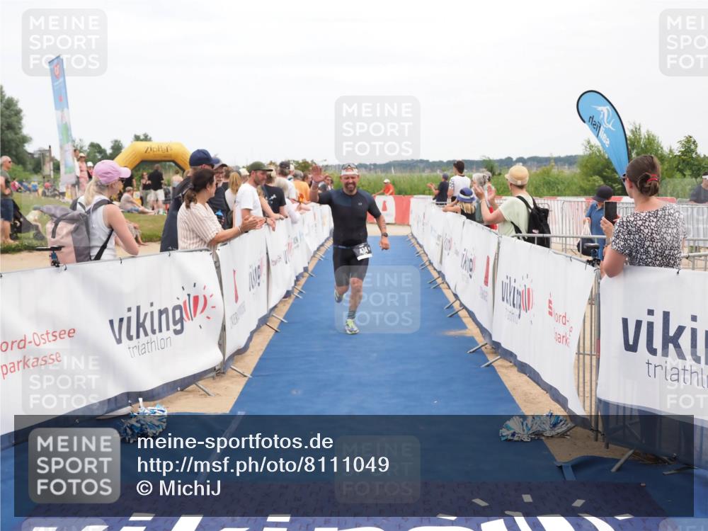 22.06.2025 - Viking Triathlon MichiJ http://msf.ph/oto/8111049 22.06.2025 15:02:23 Ziel 434 meine-sportfotos.de