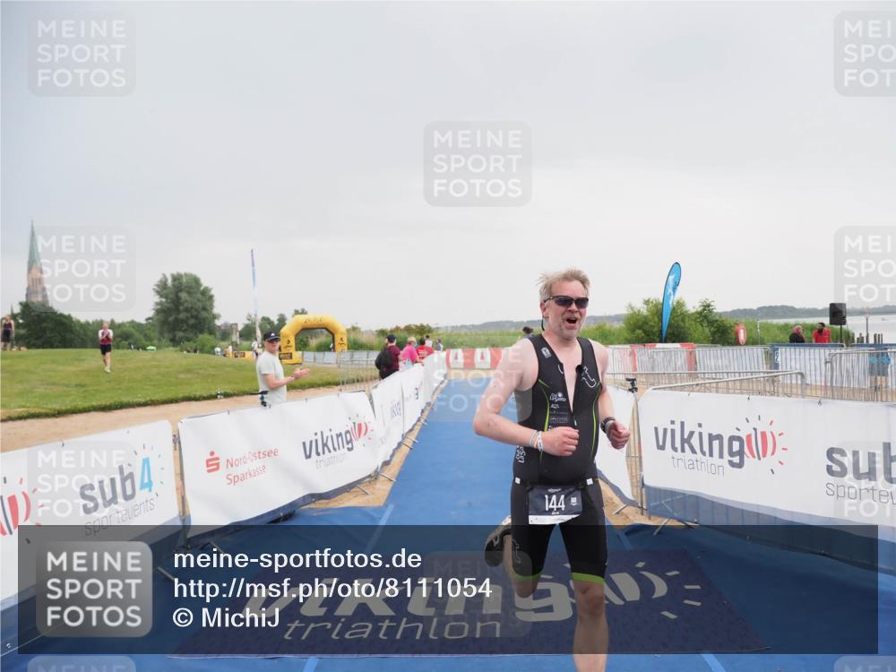 22.06.2025 - Viking Triathlon MichiJ http://msf.ph/oto/8111054 22.06.2025 16:39:44 Ziel 144 meine-sportfotos.de