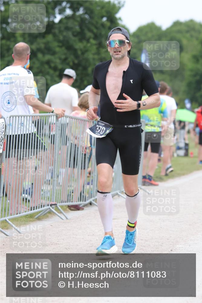 22.06.2025 - Viking Triathlon H.Heesch http://msf.ph/oto/8111083 22.06.2025 14:46:28 Laufen 370 meine-sportfotos.de
