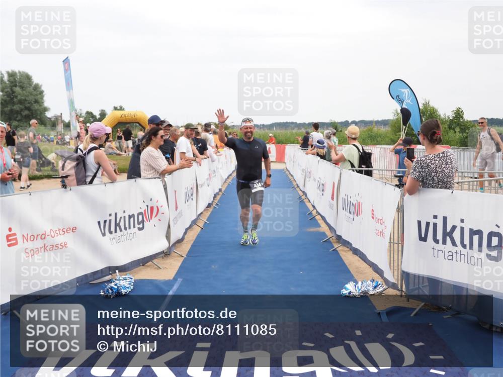 22.06.2025 - Viking Triathlon MichiJ http://msf.ph/oto/8111085 22.06.2025 15:02:24 Ziel 434 meine-sportfotos.de