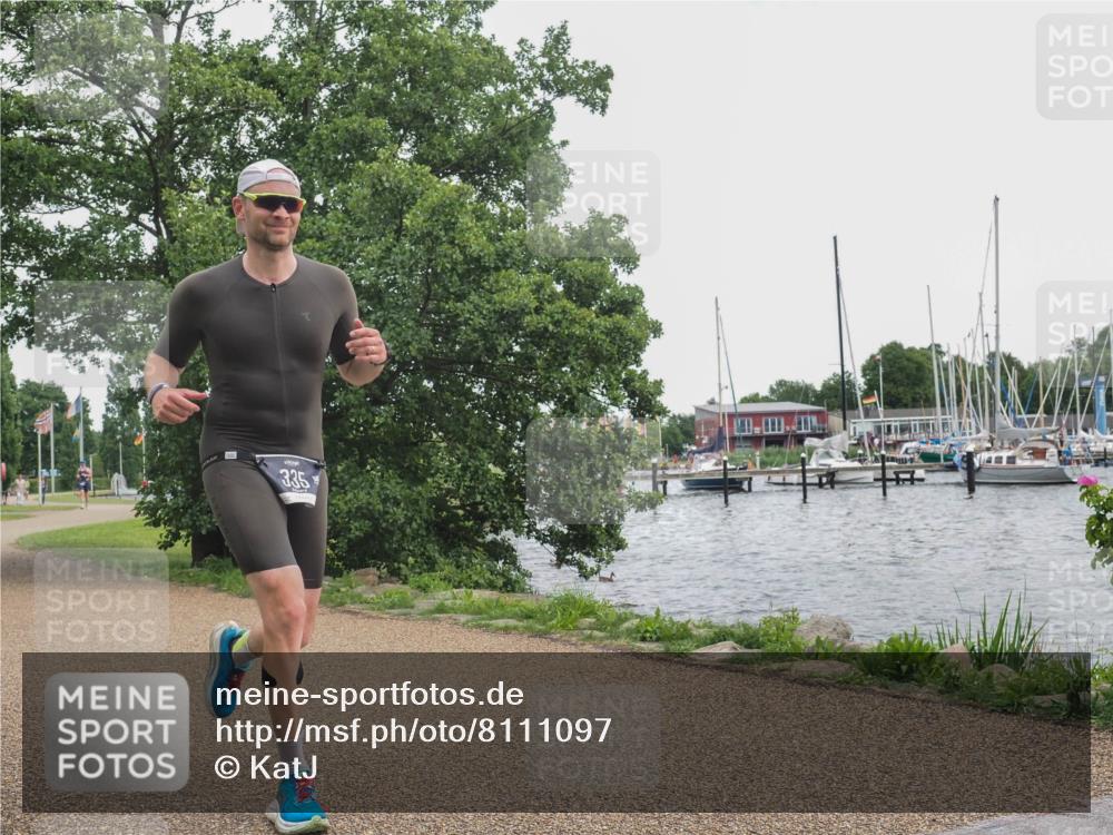 22.06.2025 - Viking Triathlon KatJ http://msf.ph/oto/8111097 22.06.2025 15:03:19 Laufen 335 meine-sportfotos.de