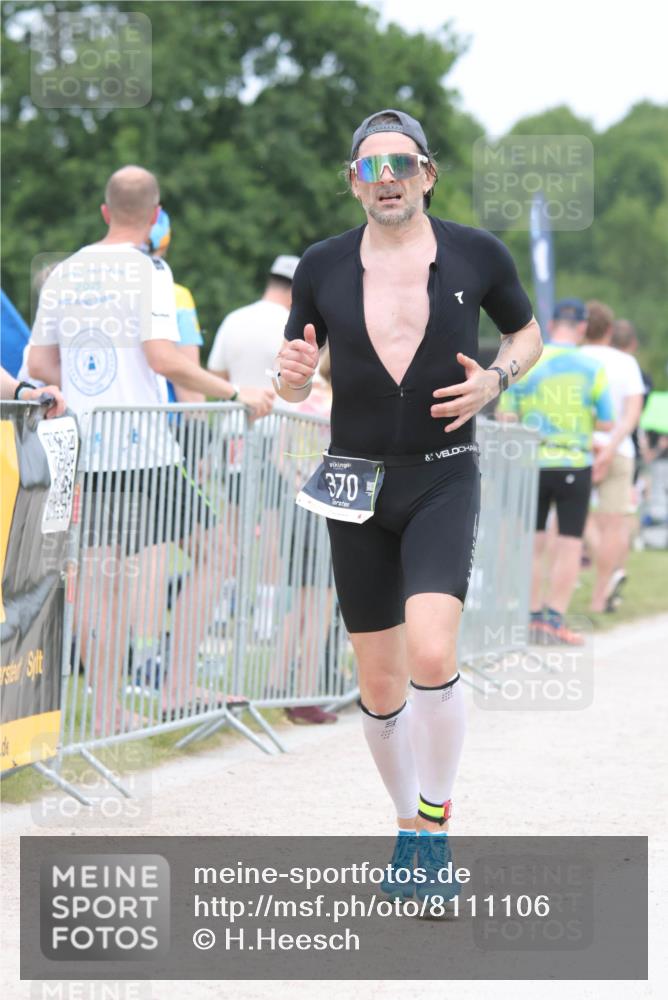 22.06.2025 - Viking Triathlon H.Heesch http://msf.ph/oto/8111106 22.06.2025 14:46:29 Laufen 370 meine-sportfotos.de