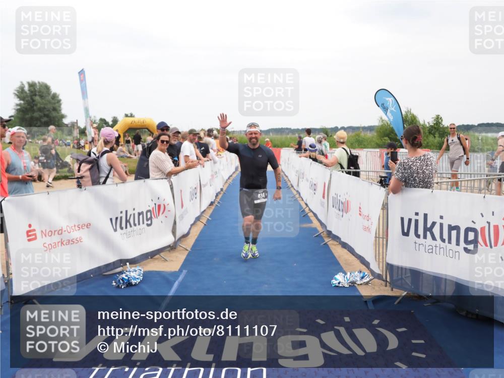 22.06.2025 - Viking Triathlon MichiJ http://msf.ph/oto/8111107 22.06.2025 15:02:24 Ziel 434 meine-sportfotos.de