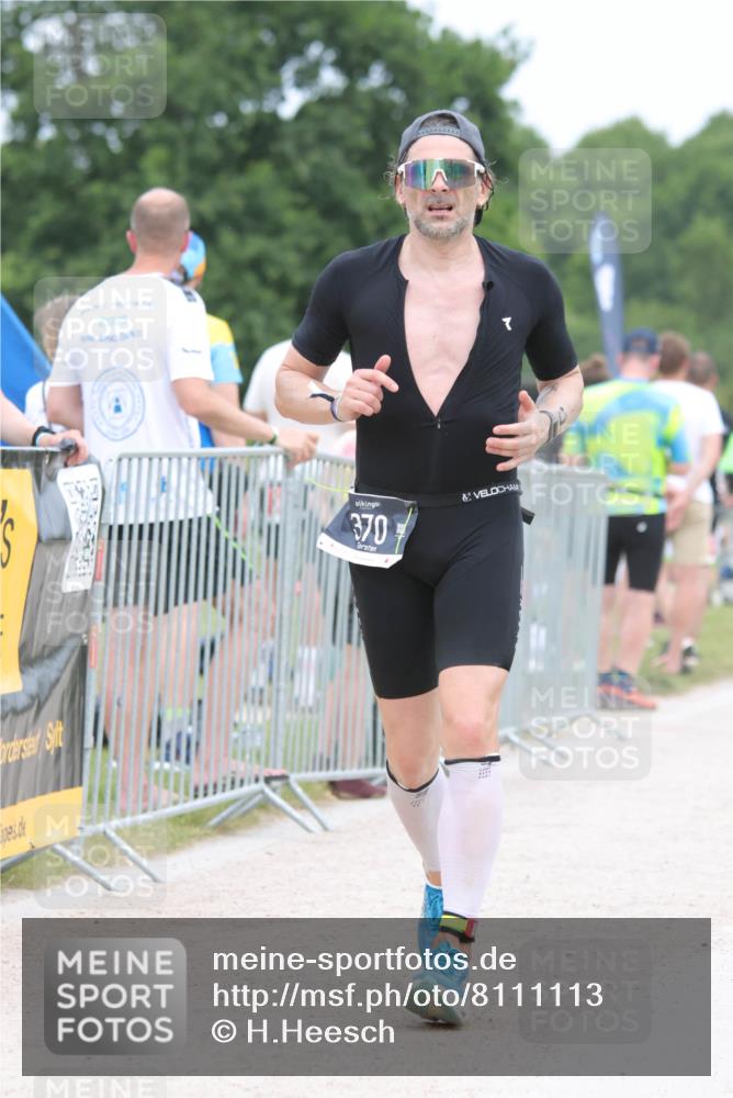 22.06.2025 - Viking Triathlon H.Heesch http://msf.ph/oto/8111113 22.06.2025 14:46:29 Laufen 370 meine-sportfotos.de