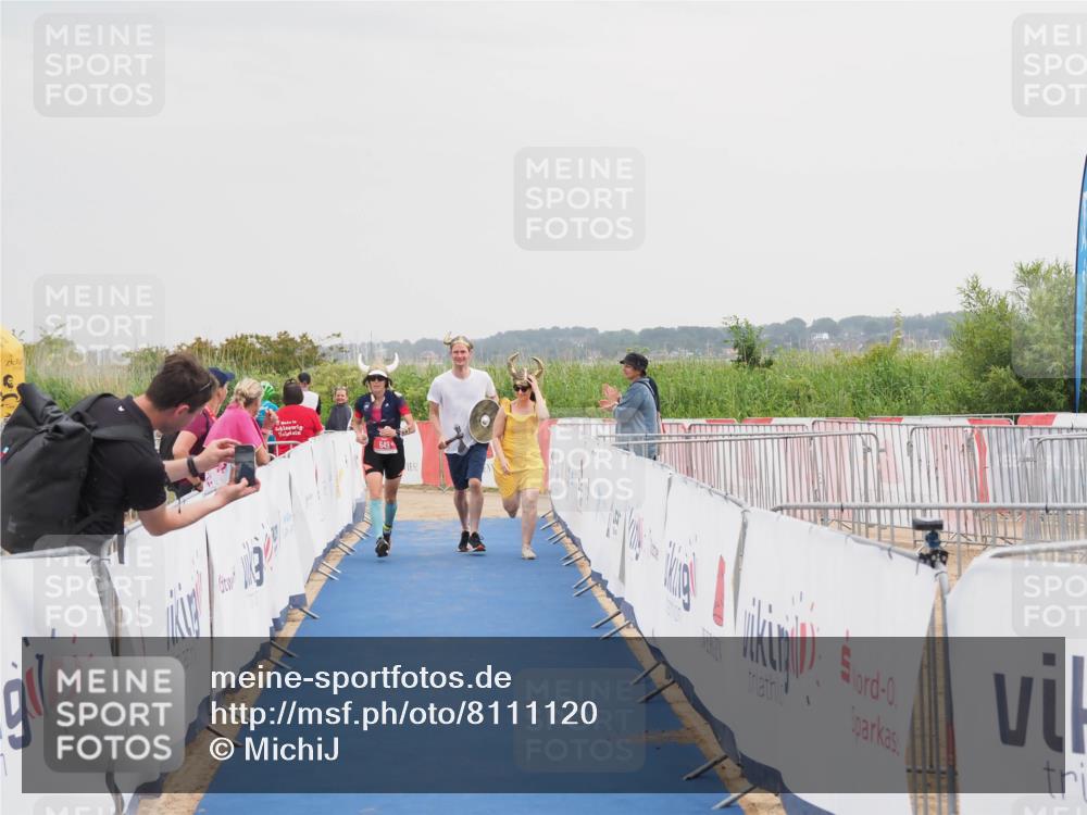 22.06.2025 - Viking Triathlon MichiJ http://msf.ph/oto/8111120 22.06.2025 16:40:52 Ziel 649 meine-sportfotos.de