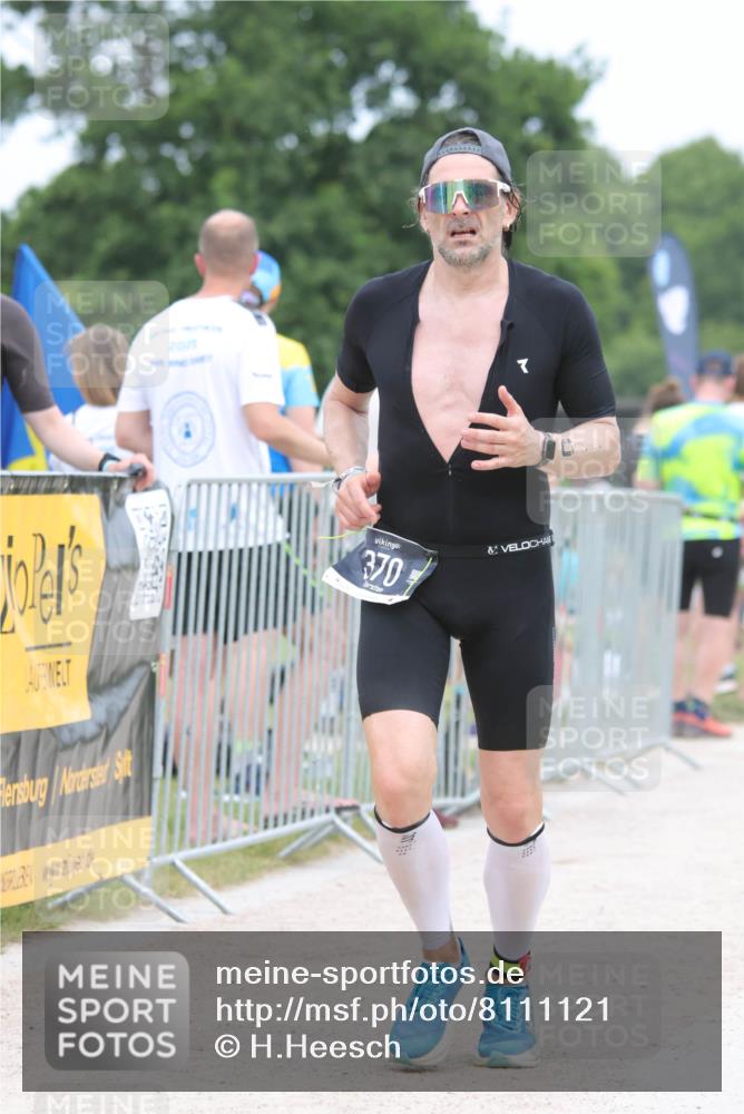 22.06.2025 - Viking Triathlon H.Heesch http://msf.ph/oto/8111121 22.06.2025 14:46:29 Laufen 370 meine-sportfotos.de