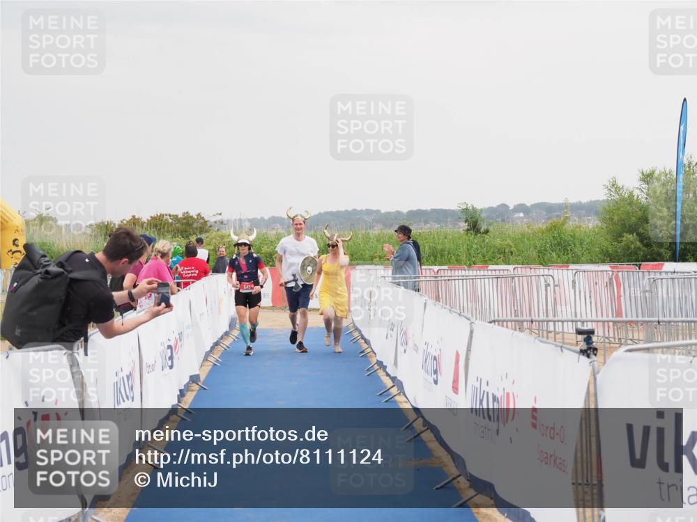 22.06.2025 - Viking Triathlon MichiJ http://msf.ph/oto/8111124 22.06.2025 16:40:52 Ziel 649 meine-sportfotos.de