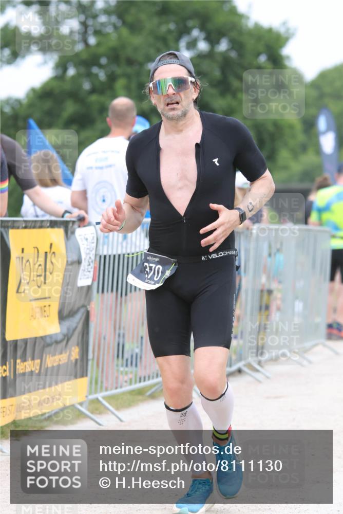 22.06.2025 - Viking Triathlon H.Heesch http://msf.ph/oto/8111130 22.06.2025 14:46:29 Laufen 370 meine-sportfotos.de