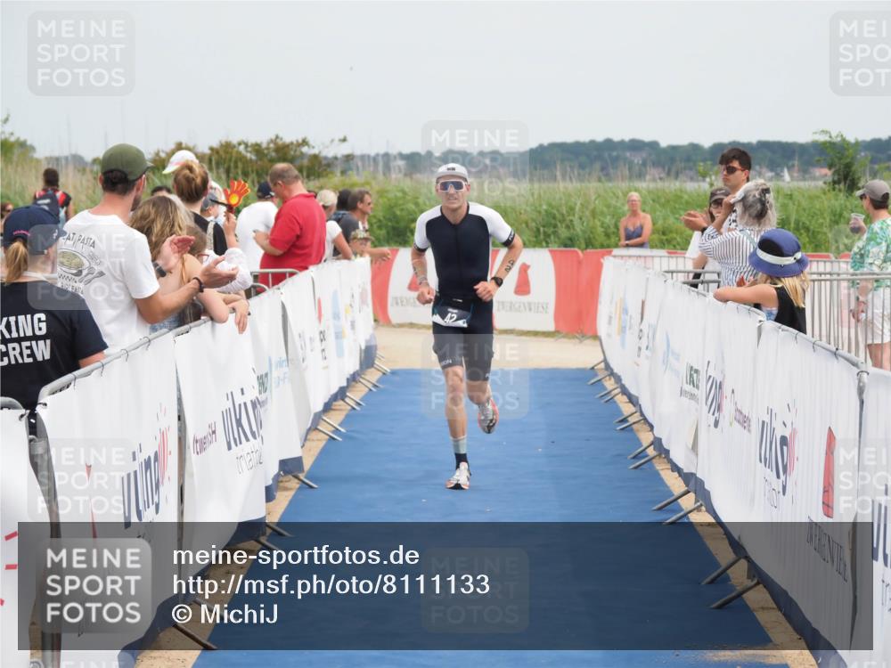 22.06.2025 - Viking Triathlon MichiJ http://msf.ph/oto/8111133 22.06.2025 14:53:15 Ziel 42 meine-sportfotos.de