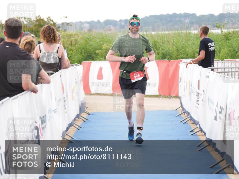 22.06.2025 - Viking Triathlon MichiJ http://msf.ph/oto/8111143 22.06.2025 16:23:16 Ziel 634 meine-sportfotos.de