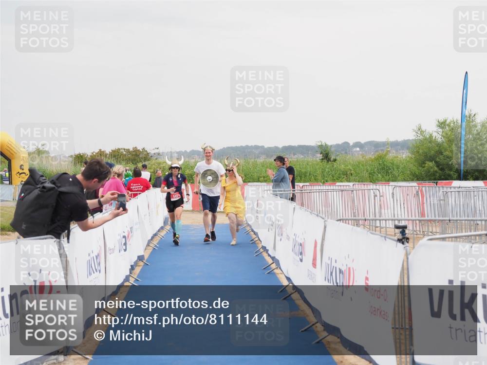 22.06.2025 - Viking Triathlon MichiJ http://msf.ph/oto/8111144 22.06.2025 16:40:52 Ziel 649 meine-sportfotos.de
