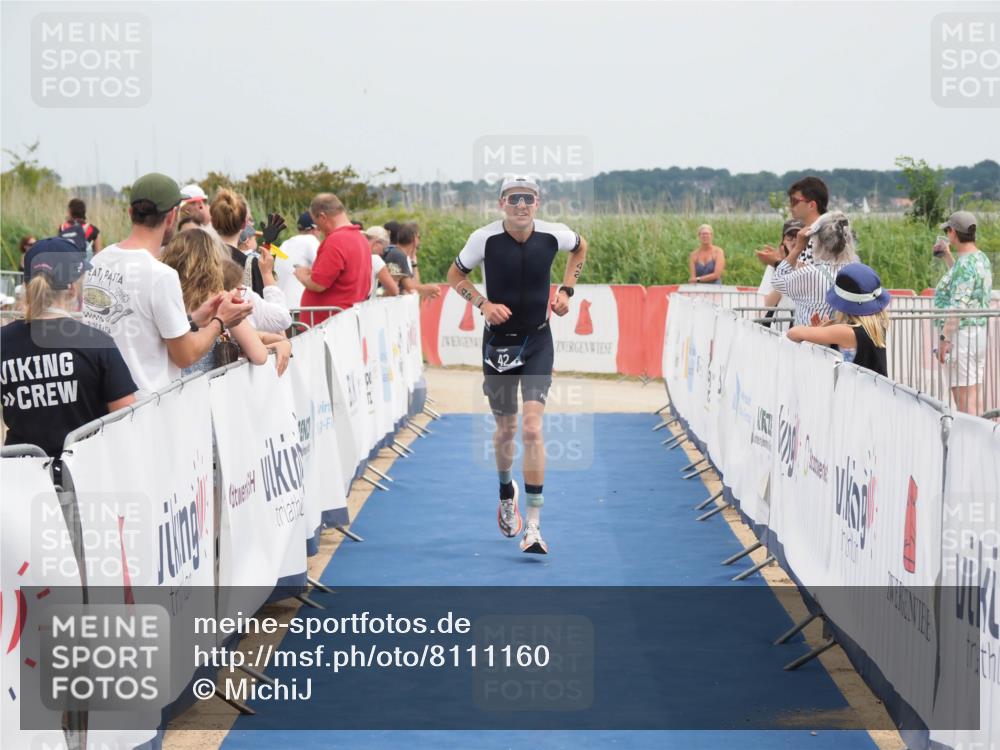22.06.2025 - Viking Triathlon MichiJ http://msf.ph/oto/8111160 22.06.2025 14:53:15 Ziel 42 meine-sportfotos.de