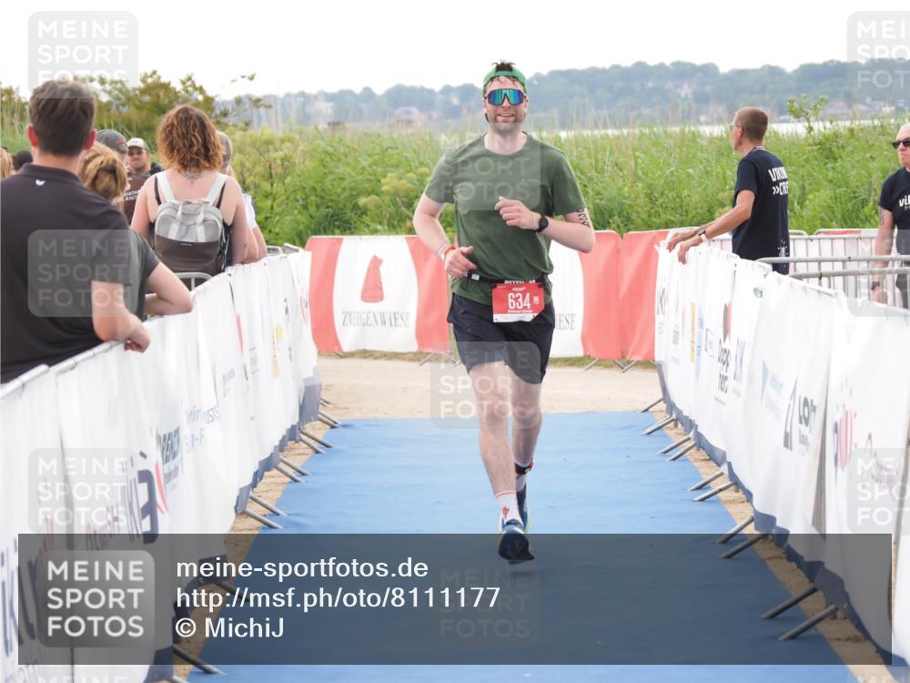 22.06.2025 - Viking Triathlon MichiJ http://msf.ph/oto/8111177 22.06.2025 16:23:16 Ziel 634 meine-sportfotos.de