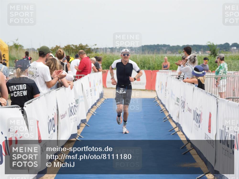 22.06.2025 - Viking Triathlon MichiJ http://msf.ph/oto/8111180 22.06.2025 14:53:15 Ziel 42 meine-sportfotos.de