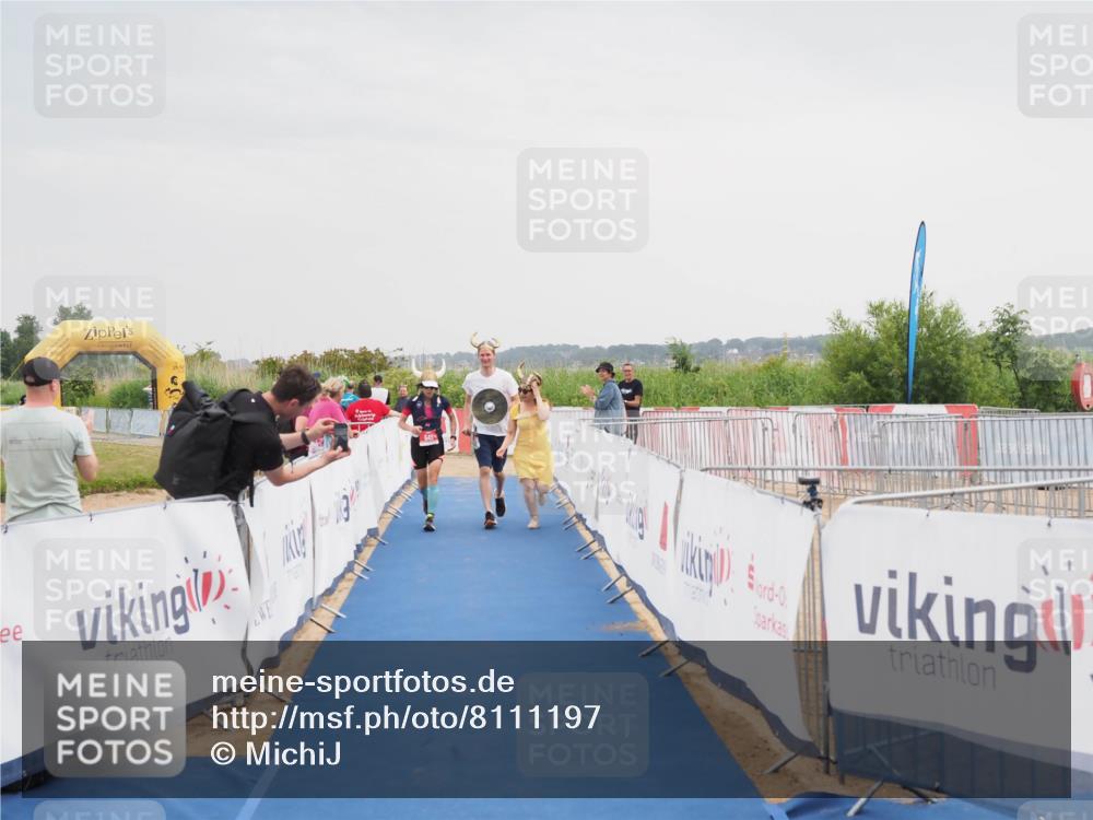 22.06.2025 - Viking Triathlon MichiJ http://msf.ph/oto/8111197 22.06.2025 16:40:53 Ziel 649 meine-sportfotos.de