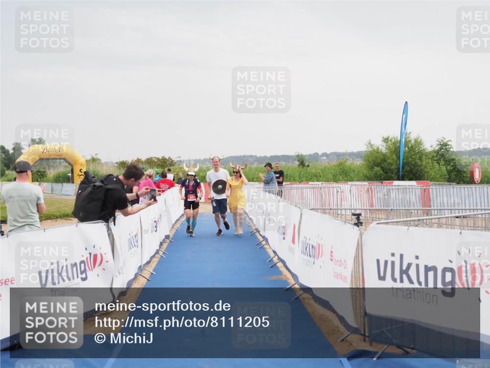 22.06.2025 - Viking Triathlon MichiJ http://msf.ph/oto/8111205 22.06.2025 16:40:53 Ziel 649 meine-sportfotos.de