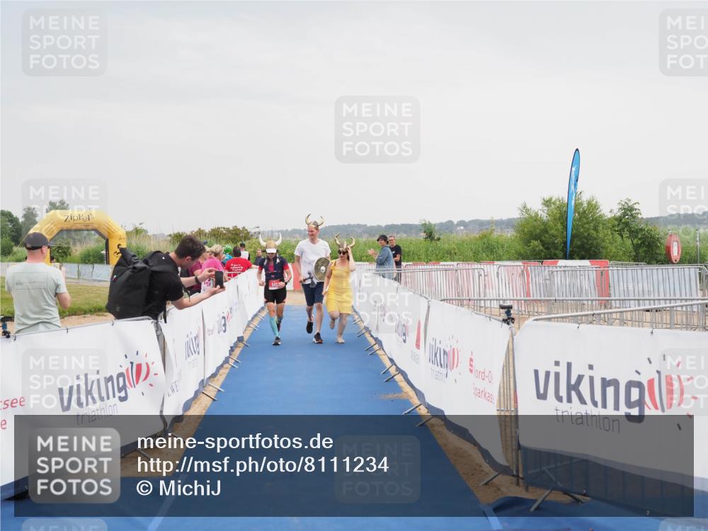 22.06.2025 - Viking Triathlon MichiJ http://msf.ph/oto/8111234 22.06.2025 16:40:53 Ziel 649 meine-sportfotos.de
