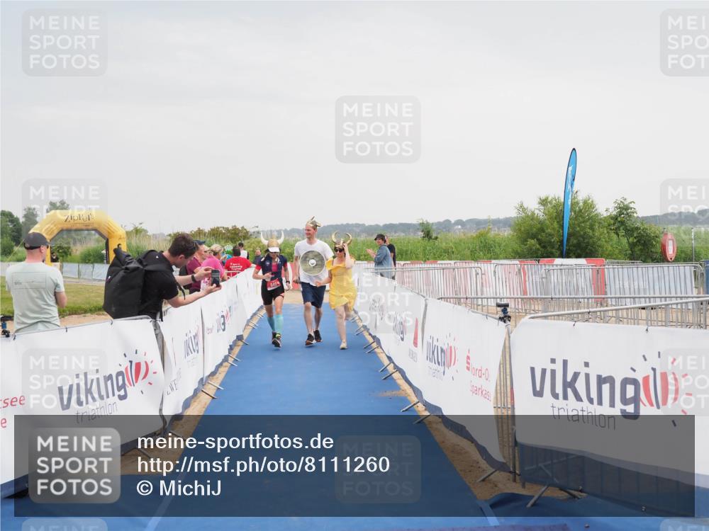 22.06.2025 - Viking Triathlon MichiJ http://msf.ph/oto/8111260 22.06.2025 16:40:54 Ziel 649 meine-sportfotos.de