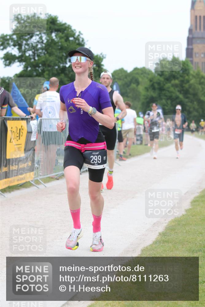 22.06.2025 - Viking Triathlon H.Heesch http://msf.ph/oto/8111263 22.06.2025 14:46:50 Laufen 116, 299, 315, 513 meine-sportfotos.de