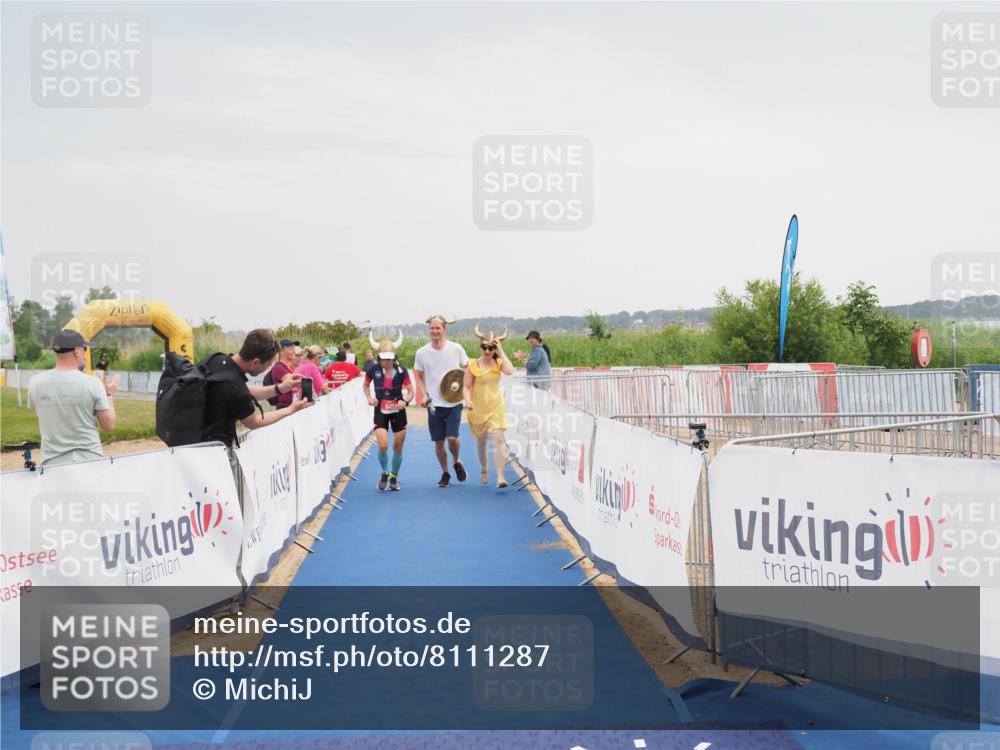 22.06.2025 - Viking Triathlon MichiJ http://msf.ph/oto/8111287 22.06.2025 16:40:54 Ziel 649 meine-sportfotos.de