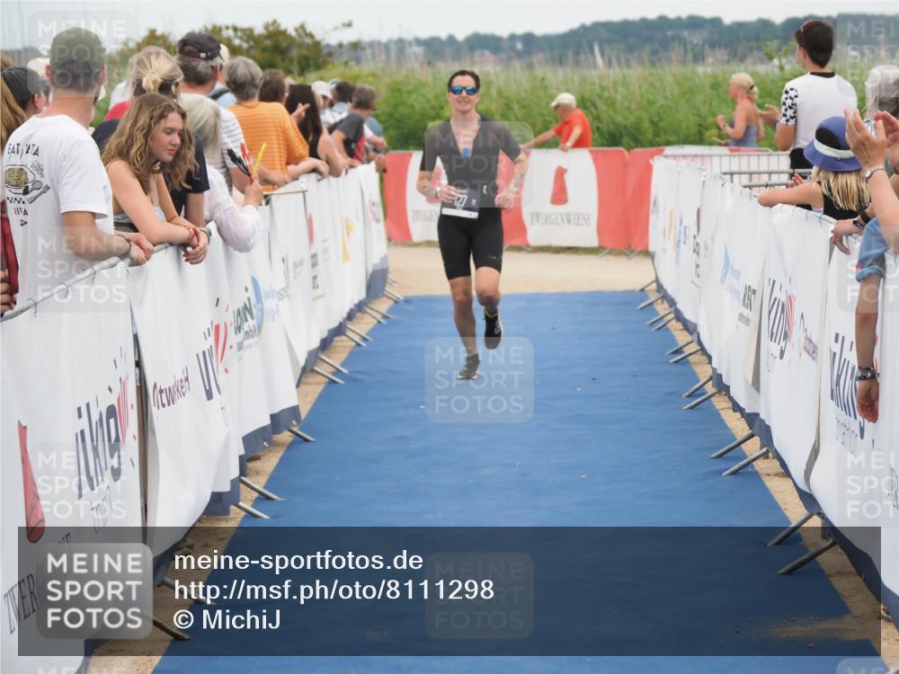 22.06.2025 - Viking Triathlon MichiJ http://msf.ph/oto/8111298 22.06.2025 15:02:37 Ziel 127, 529 meine-sportfotos.de