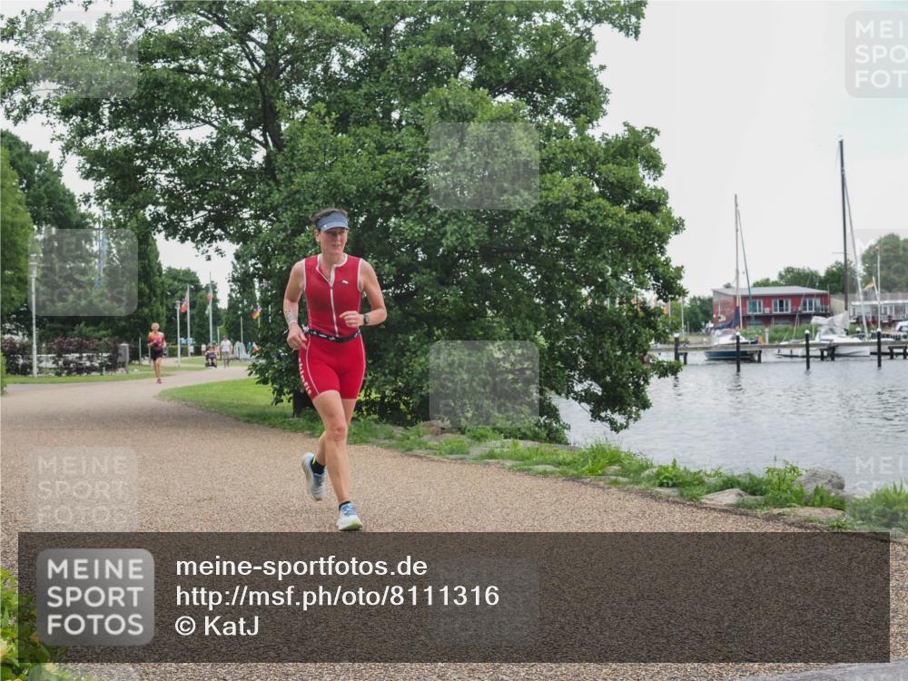 22.06.2025 - Viking Triathlon KatJ http://msf.ph/oto/8111316 22.06.2025 16:03:42 Laufen 353 meine-sportfotos.de