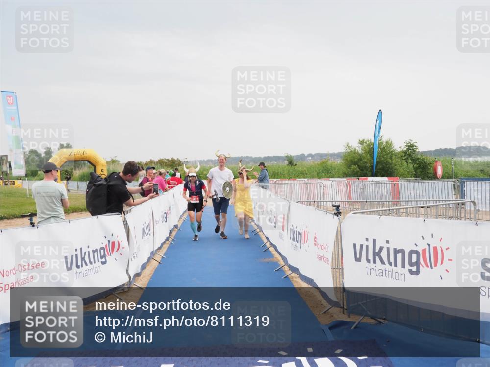 22.06.2025 - Viking Triathlon MichiJ http://msf.ph/oto/8111319 22.06.2025 16:40:54 Ziel 649 meine-sportfotos.de