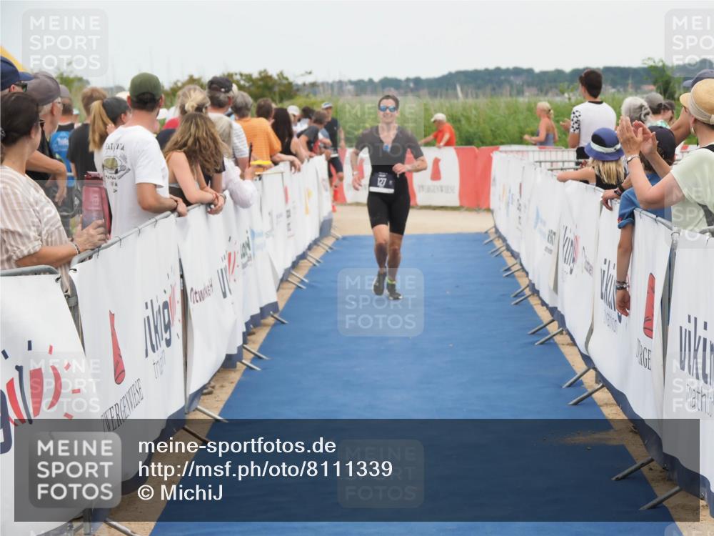 22.06.2025 - Viking Triathlon MichiJ http://msf.ph/oto/8111339 22.06.2025 15:02:37 Ziel 127, 529 meine-sportfotos.de