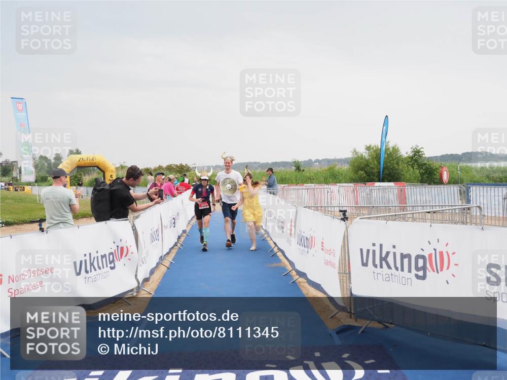 22.06.2025 - Viking Triathlon MichiJ http://msf.ph/oto/8111345 22.06.2025 16:40:54 Ziel 649 meine-sportfotos.de
